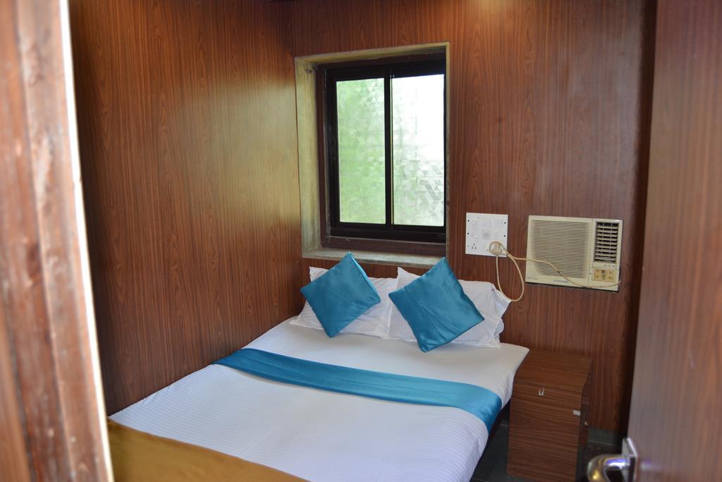 Zahra Guest House Bombaj Zewnętrze zdjęcie