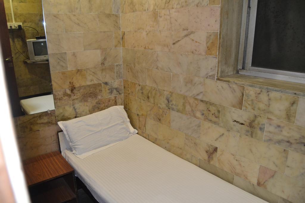 Zahra Guest House Bombaj Zewnętrze zdjęcie